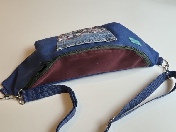 Gigantonerka - ROŚLINNOŚCI - Granatowy i bordowy jeans z kieszonką przeszczepką - obrazek 5