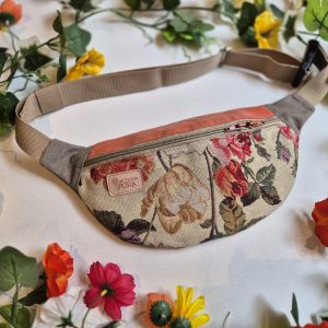 Mała nerka – ROŚLINNOŚCI – Beż, brzoskwinia i kwiaty