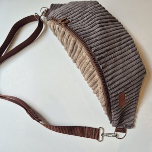 Gigantonerka – SZTRUKSIK – Szarość i karmel