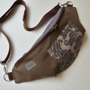 Gigantonerka – ROŚLINNOŚCI – Brąz, szarość i roślinny ornament